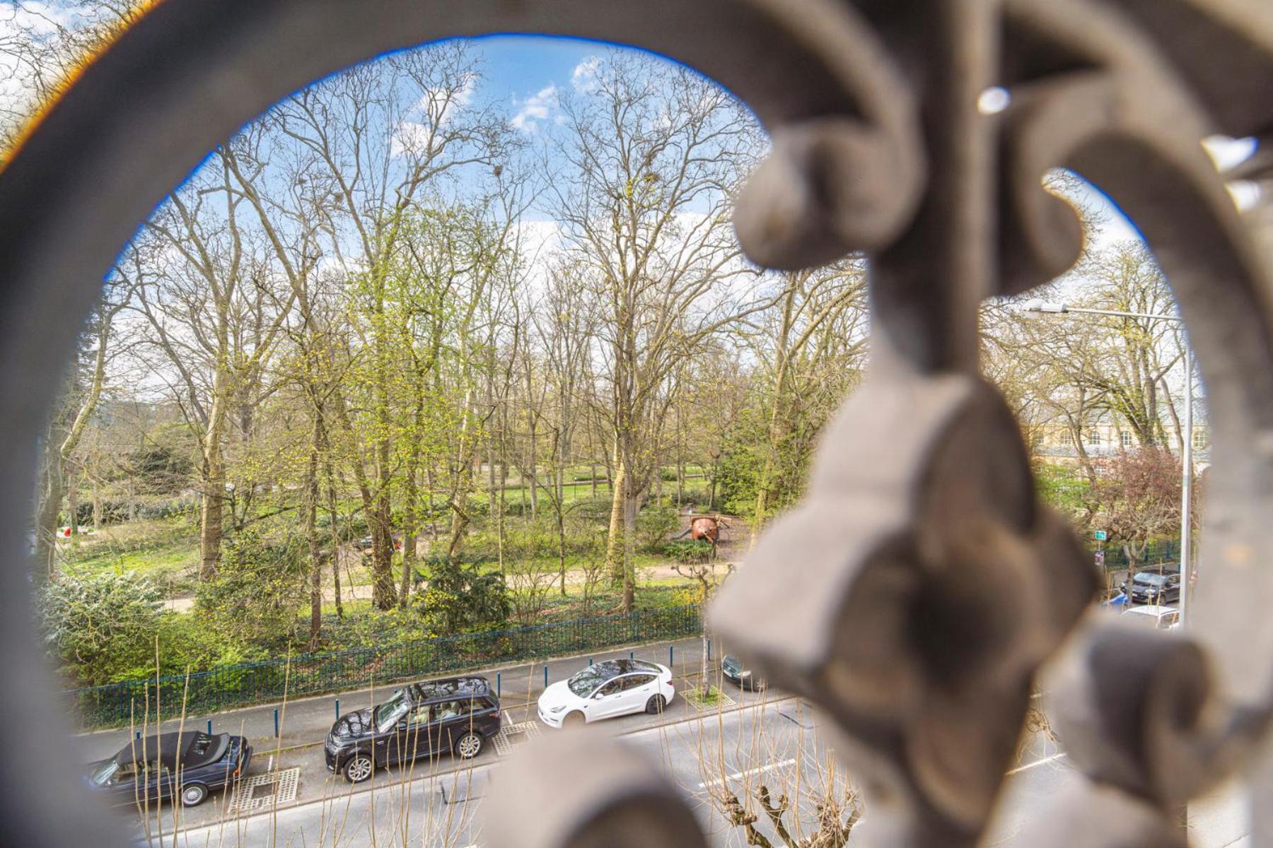 L'Elegance Vue Parc Apartment Reims Bagian luar foto